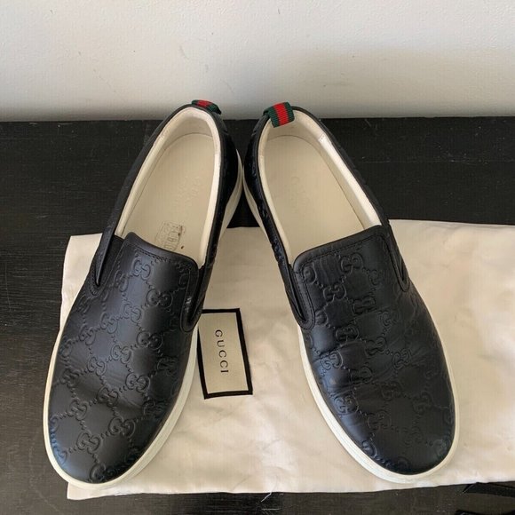 *GUCCI BLACK LEATHER EMBOSSED LOGO SLIP ON SNEAKERS SZ 8.5 MADE IN ITALY #407364 - Picture 6 of 16